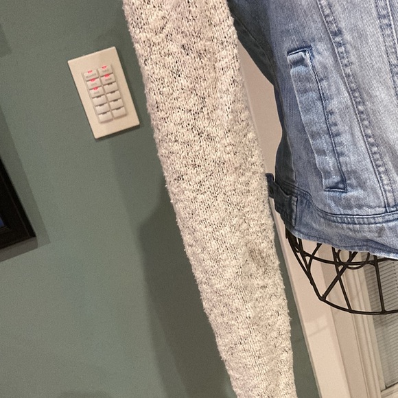 Sweat blue Jean jacket - Picture 4 of 7